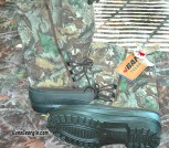 New Baffin waterproof boots with felt liner 